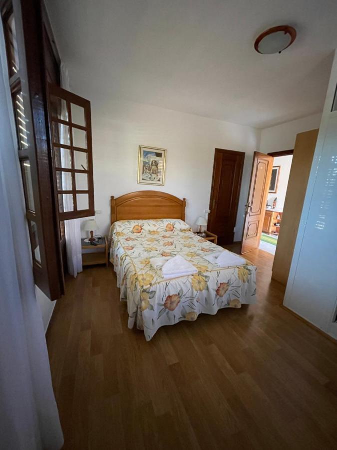 Hostal Restaurante Luz De Luna Вилануева де Ароса Екстериор снимка